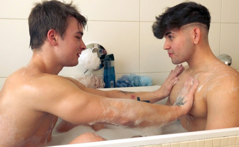 Imagem de Sasha Hamilton and Harper Durand