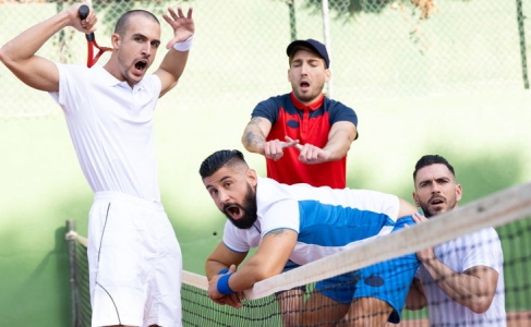 Imagem de Smashing on the Court - Paddy O Brian, Justin Jett and Jack Bandit