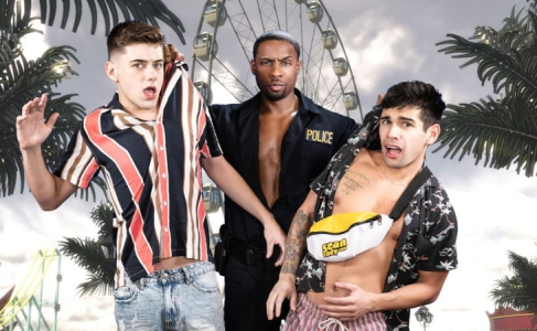 Imagem de Top of the Fair Ass Wheel - Ty Mitchell, Joey Mills and DeAngelo Jackson